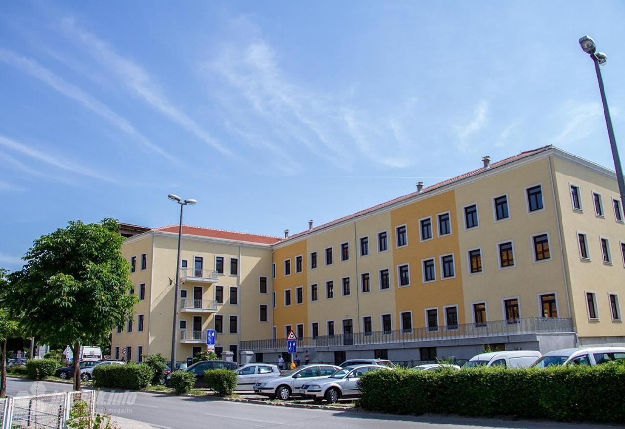 Checkpoint Apartments Мостар Экстерьер фото