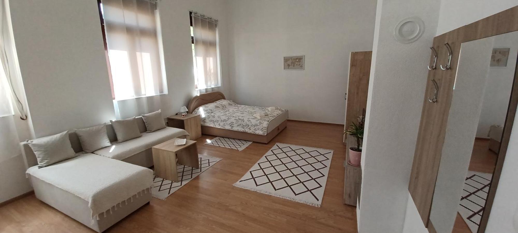 Checkpoint Apartments Мостар Экстерьер фото