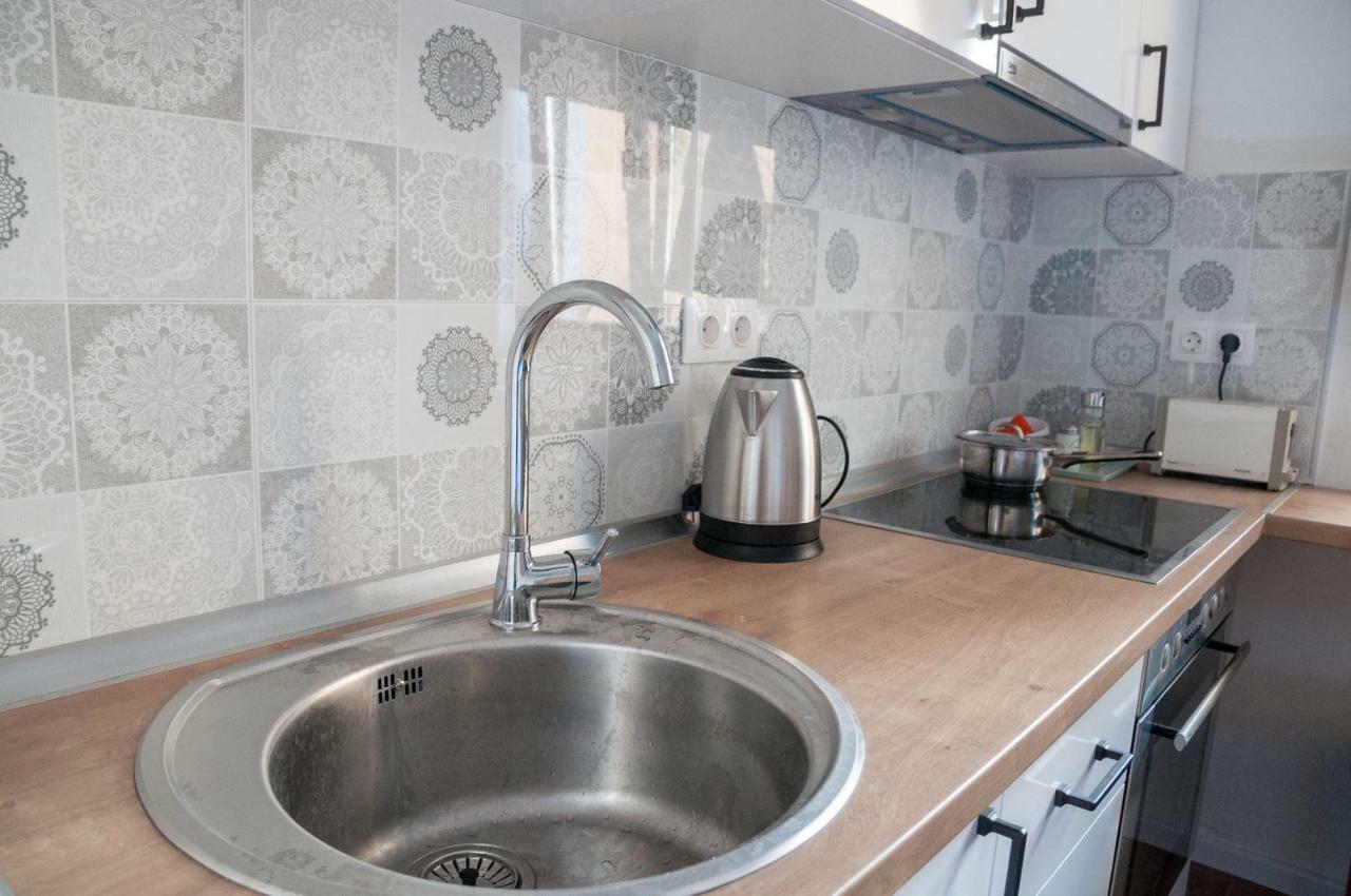 Checkpoint Apartments Мостар Экстерьер фото